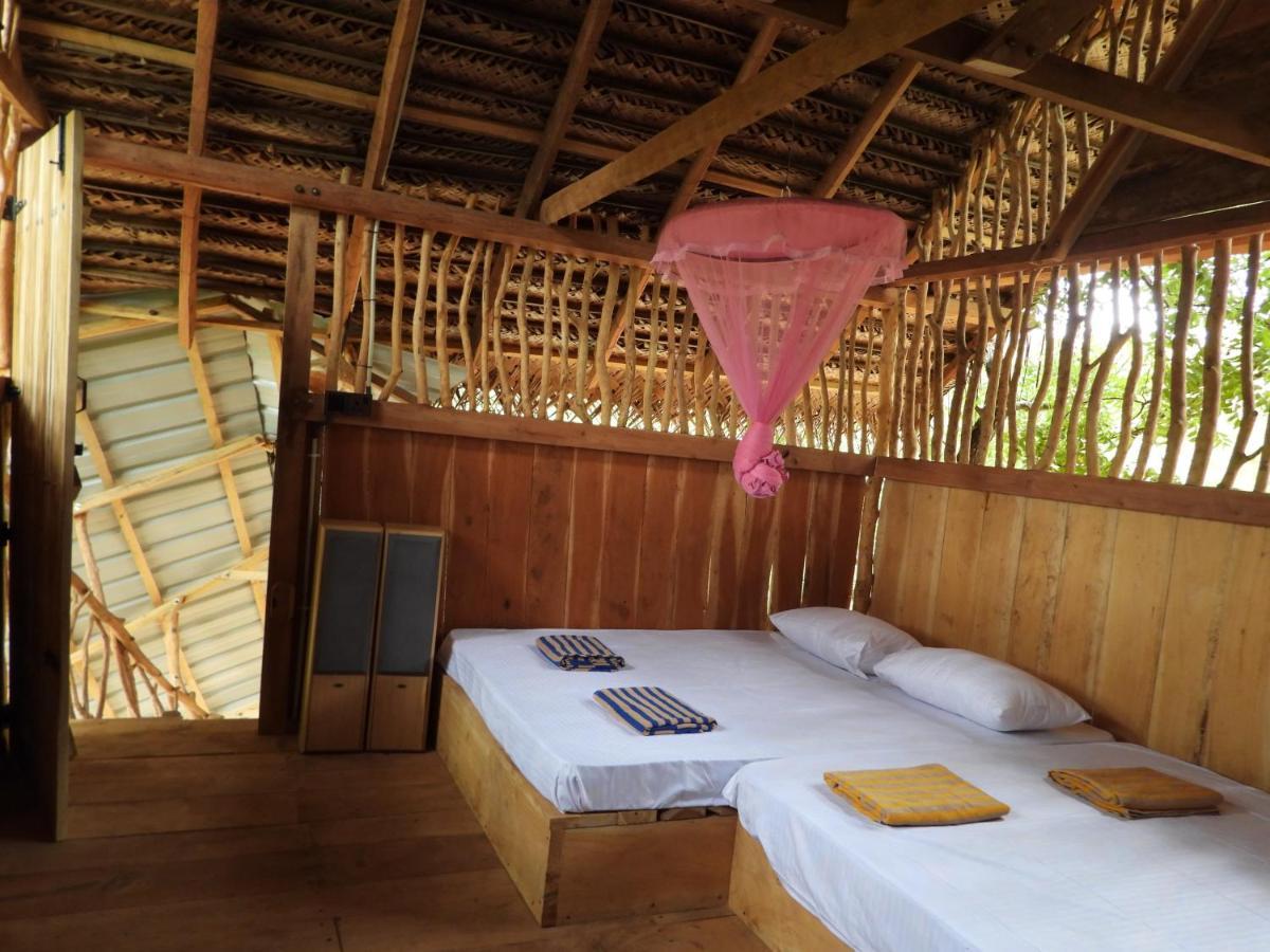 Yala Village Eco Tree House Tissamaharama Exterior photo