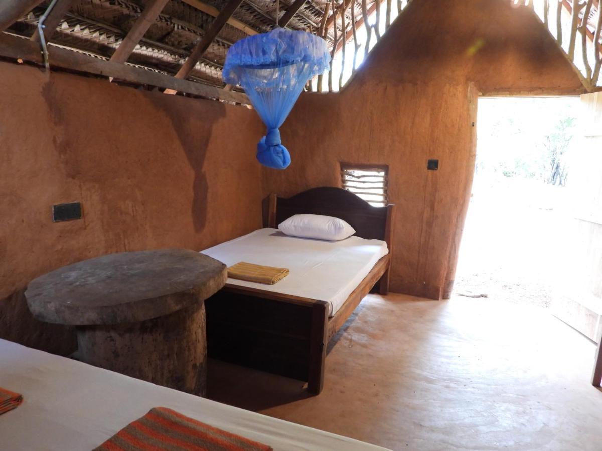 Yala Village Eco Tree House Tissamaharama Exterior photo